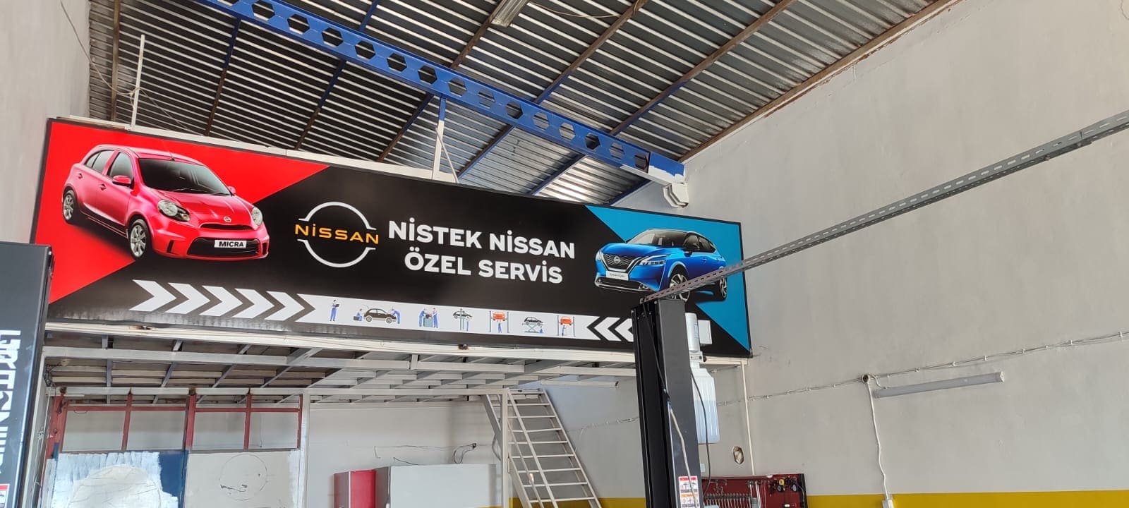 Yukarıdan Servis Görünümü